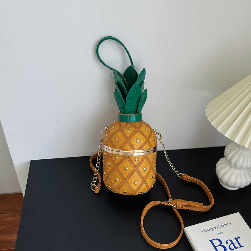 Personalized Pineapple Bag For Women Summer Shoulder Bag Shaped Hard Shell Handbag Creative Pineapple Handbag 230207