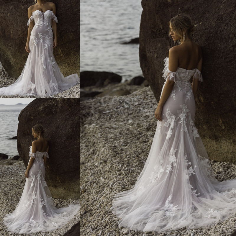 2023 Glamorous Lace Ball Gown Weeding Dresses Off Shoulder Appliqued Bridal Gowns Plus Size Backless Sweep Train Wedding Dress