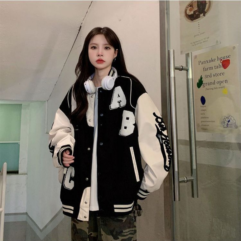 Womens Jackets Deeptown Lamb Wool Bomber Jacket Women Harajuku Fashion College Uniform Varsity Baseball Jackets Female Oversized Streetwear Y2k 230207