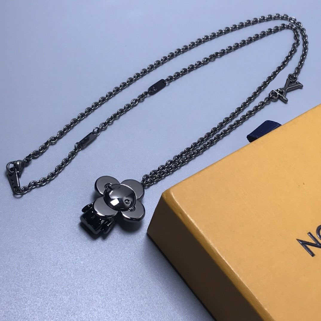 Womens Necklace New Mascot Sunflower Autumn And Winter Show Couple Necklaces Depressed Metal Hip-hop Fashion Versatile Designer Necklace Luxury Goods 0912
Womens Necklace New Mascot Sunflower Autumn And Winter Show Couple Necklaces Depressed Metal Hip-hop Fashion Versatile Designer Necklace Luxury Goods 0912