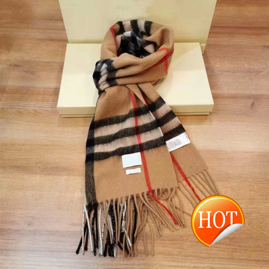 Winter 100% Cashmere Designer Scarf High-grade Soft Thick Fashion Mens Womens Luxury Scarves Neutral Classic Plaid Large Cape46X6
Winter 100% Cashmere Designer Scarf High-grade Soft Thick Fashion Mens Womens Luxury Scarves Neutral Classic Plaid Large Cape46X6