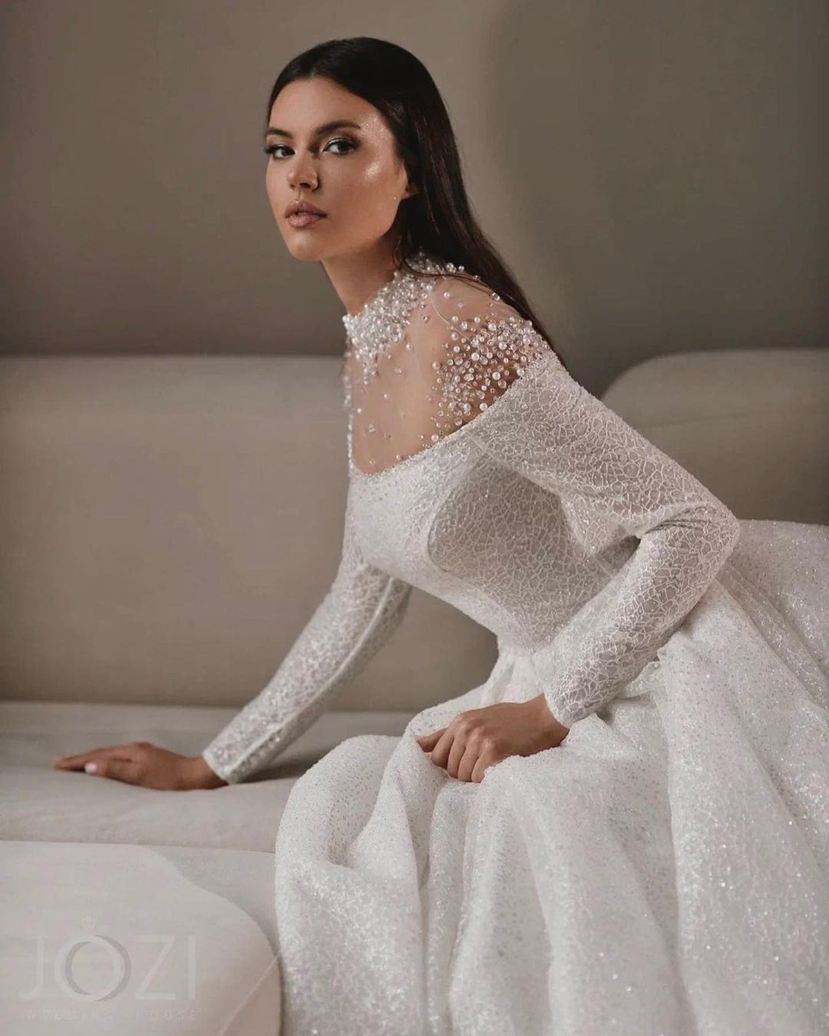 Bride Gowns Elegant Wedding Dresses With Beads And Pearls O-Neck Shine Lace Bridal Gown Custom Made Brush Train Robes De Mariee Vestidos De Novia