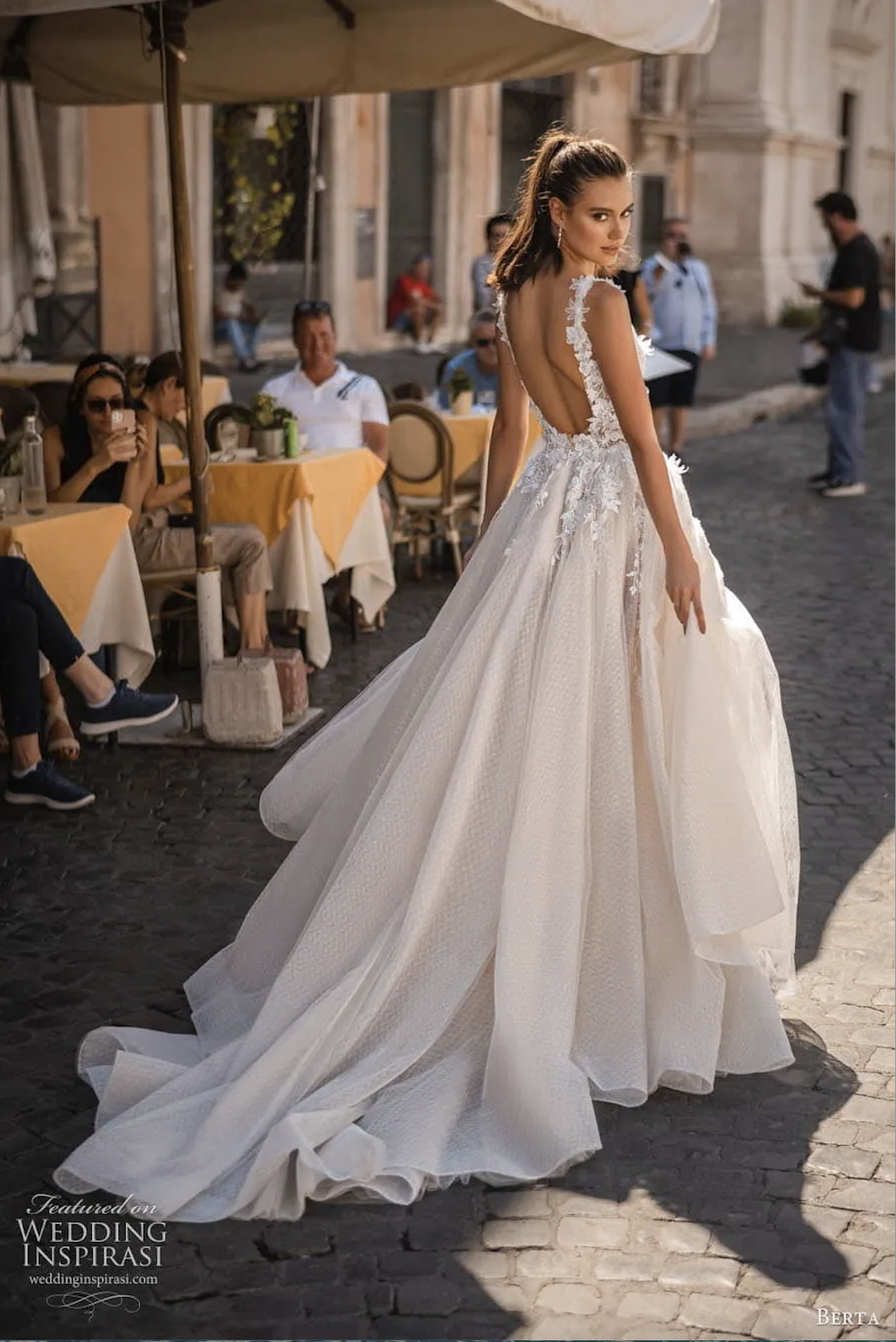 Boho Wedding Dresses 2023, Lace Appliqued V Neck Tulle Country Western Vestido De Novia