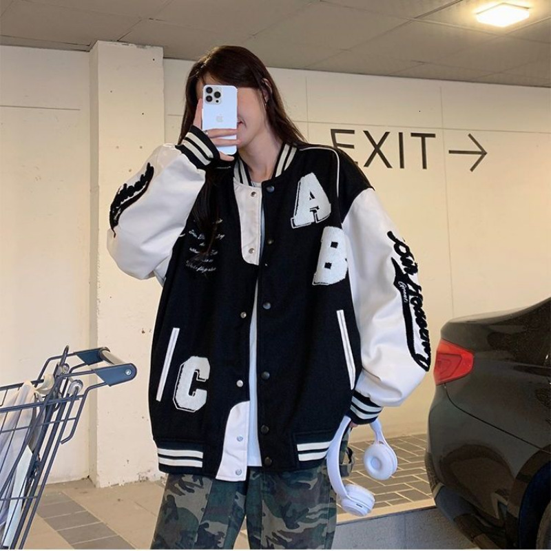 Womens Jackets Deeptown Lamb Wool Bomber Jacket Women Harajuku Fashion College Uniform Varsity Baseball Jackets Female Oversized Streetwear Y2k 230207