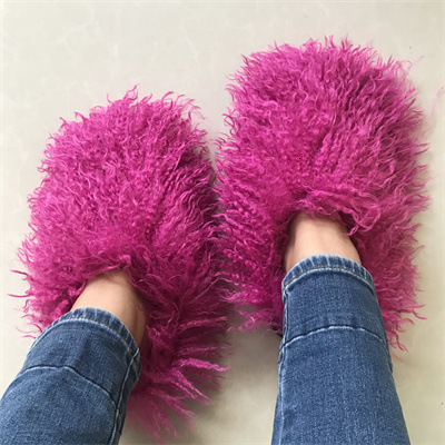 Slippers Luxury Mongolia Fur Slides Women Fluffy Fuzzy Plush Flip Flops Soft Home Warm Winter Amazing Furry Shoes Woman 221008, Red
Slippers Luxury Mongolia Fur Slides Women Fluffy Fuzzy Plush Flip Flops Soft Home Warm Winter Amazing Furry Shoes Woman 221008, Red