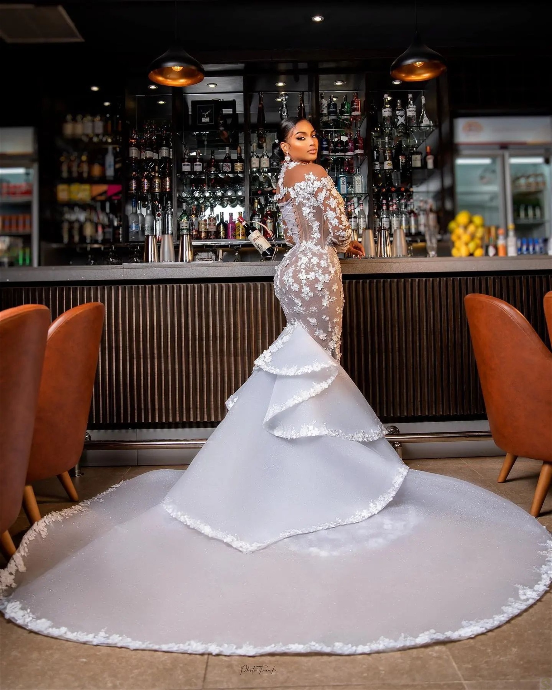 Illusion Mermaid Wedding Dress Tailored Lace Appliques Long Sleeve Bridal Gowns Ruffles Sweep Train Bride Dresses