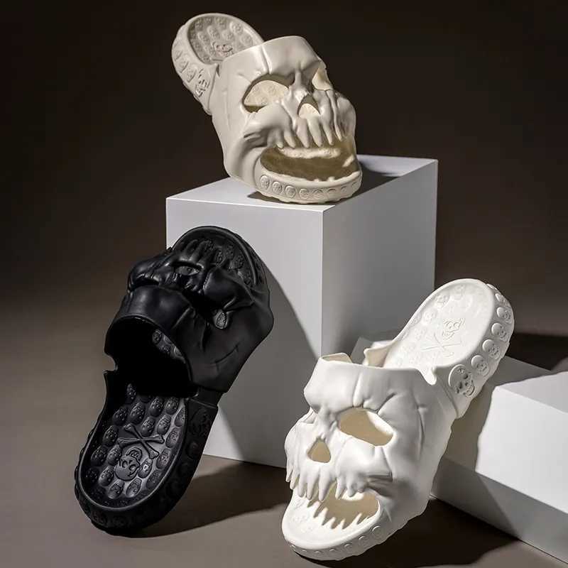 New Personalized Skull Design Men Slippers 2023 Summer Outdoor Fun Slides Thick Bottom of Beach Nonslip Leisure Women Sandals 0207