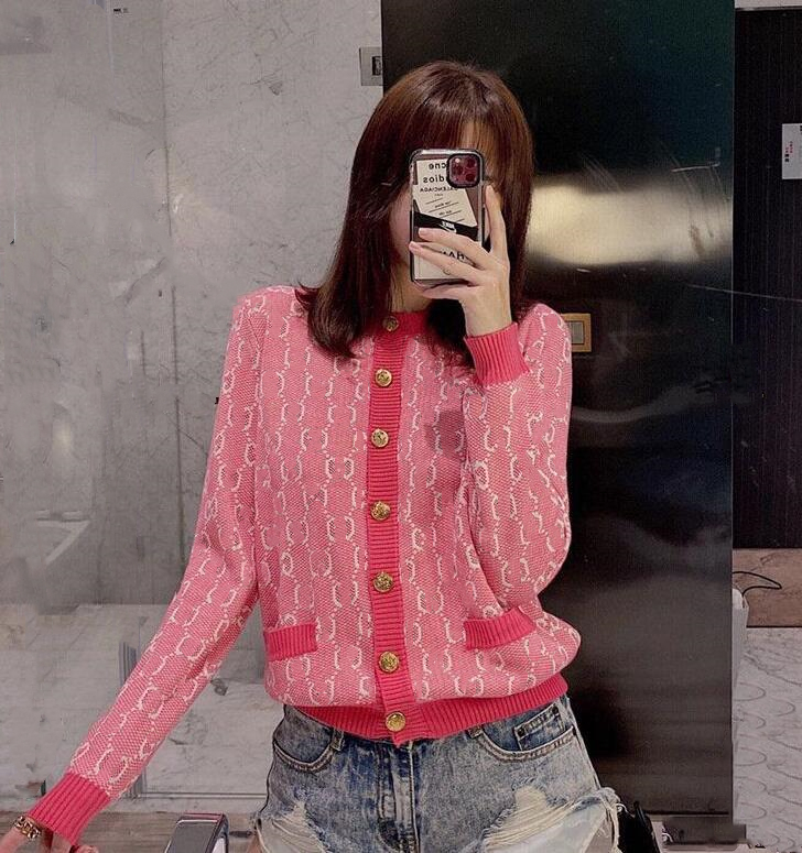 designer 23GGS spring Women's Sweaters Cardigan Fashion Long Sleeve Knitwear Women Casual SIZE S-XLQLIV, Red
designer 23GGS spring Women's Sweaters Cardigan Fashion Long Sleeve Knitwear Women Casual SIZE S-XLQLIV, Red