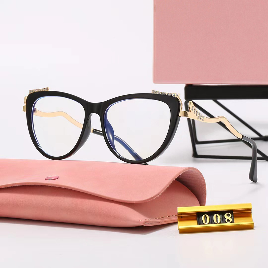 Elegant Sunglasses Goggle Women Sunglasses Designer Men Eyeglasses Full Frame 7 Color Option
Elegant Sunglasses Goggle Women Sunglasses Designer Men Eyeglasses Full Frame 7 Color Option