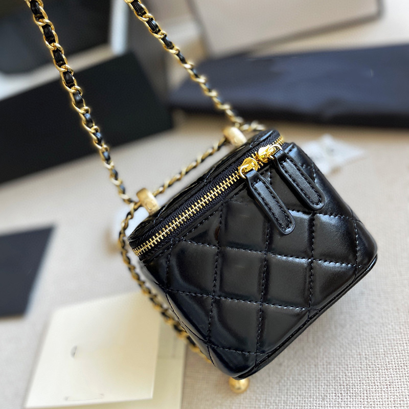 CC Bags Luxury Brand Cosmetic Bags & Cases Womens Cowhide Vanity Box Bags Double Little Gold Balls Metal Matelasse Chain Crossbody Shoulder, Black
CC Bags Luxury Brand Cosmetic Bags & Cases Womens Cowhide Vanity Box Bags Double Little Gold Balls Metal Matelasse Chain Crossbody Shoulder, Black