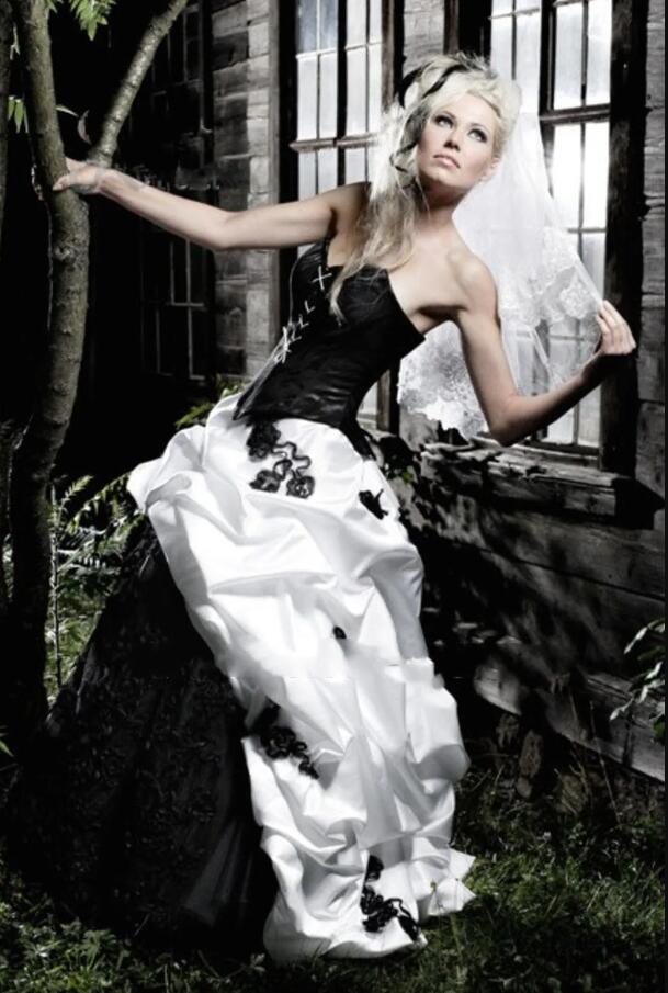 Vintage Black And White Gothic a-line Wedding Dresses Victorian lace-up Corset Detachable Skirt 2 In 1 Masquerade bridal gowns