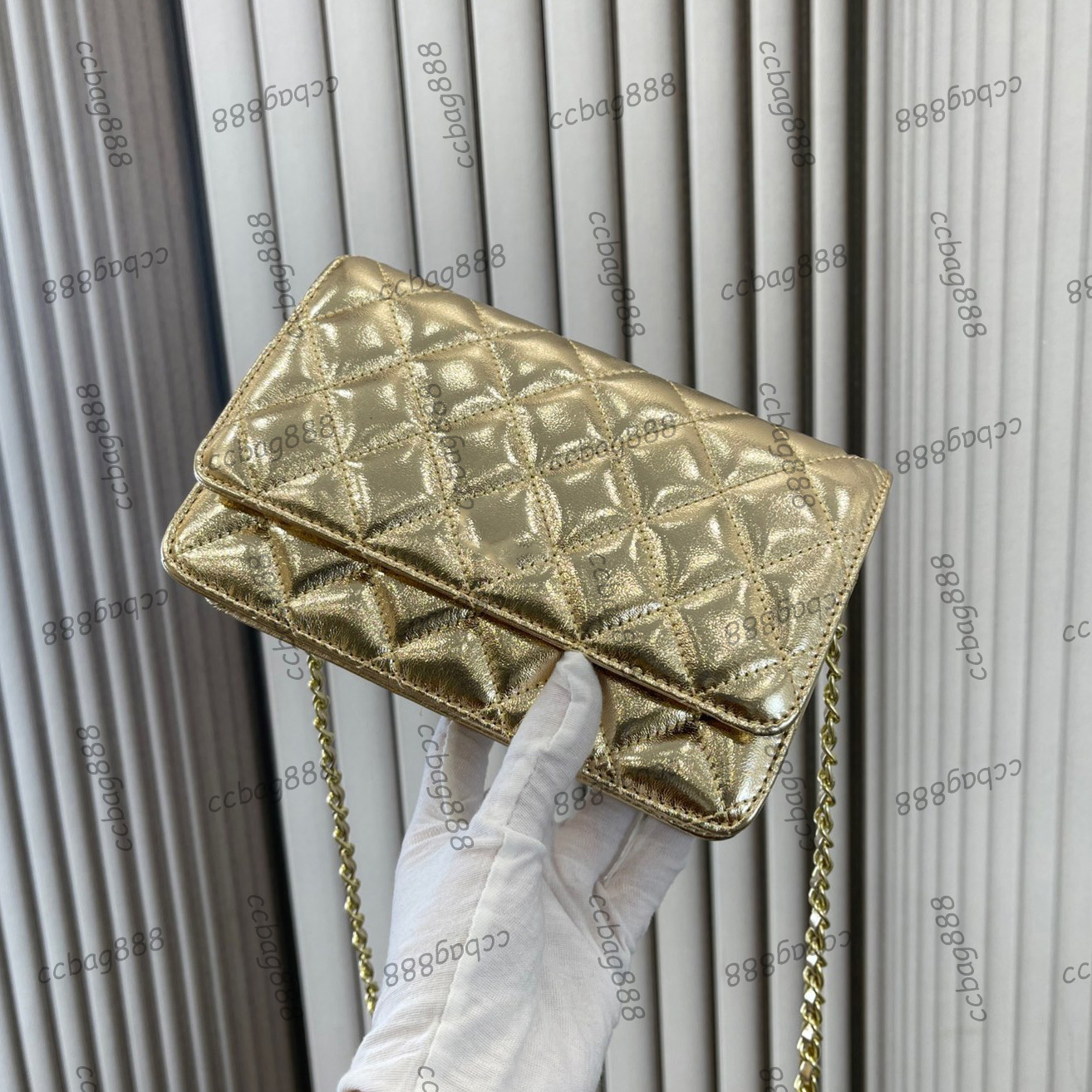 Womens Designer Vinatge Leisure Woc Wallet Bags With Gold Metal Hardware matelasse Chan Crossbody Shoulder Purse Card Holder Multi Pochette Designer Handbags 19CM