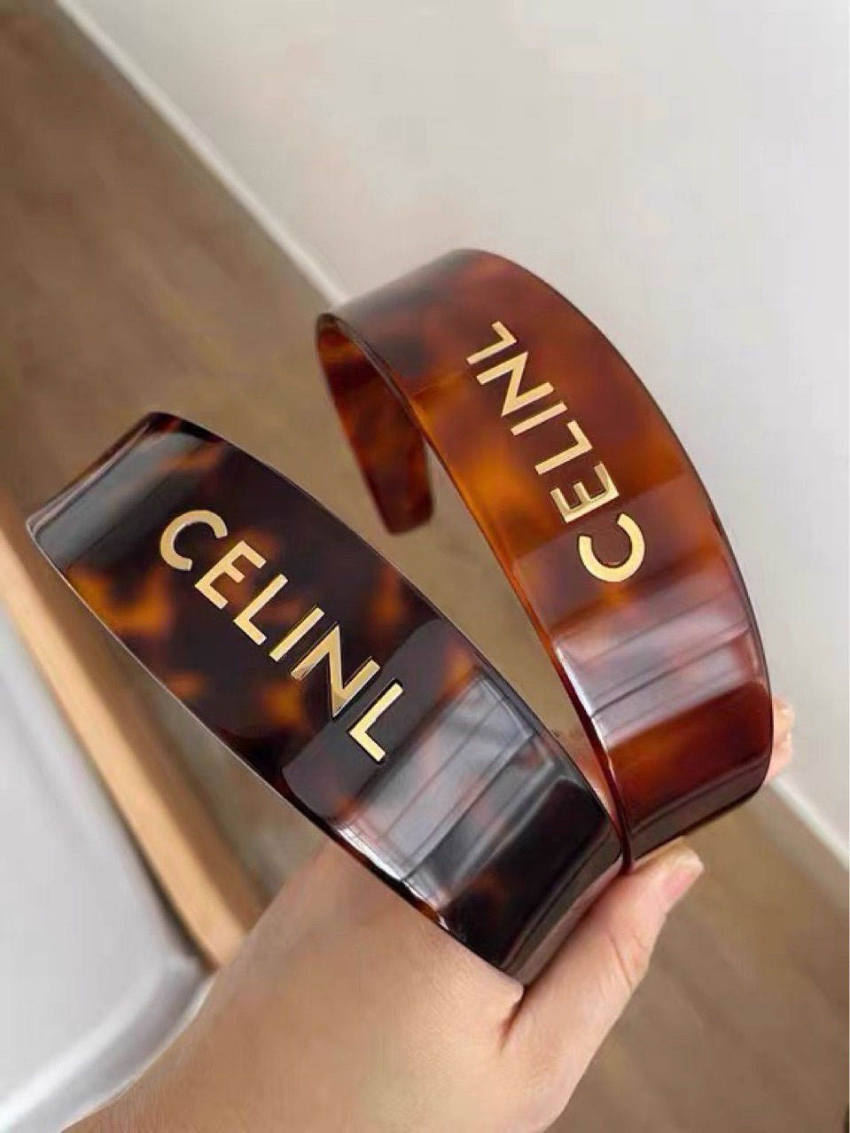 ce luxury brand resin acrylic vintage headbands fashion Japen style correct letters brown designer headband accessories birthday gift
ce luxury brand resin acrylic vintage headbands fashion Japen style correct letters brown designer headband accessories birthday gift