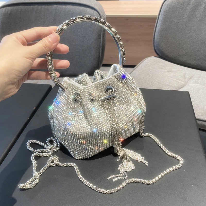 qwertyui45 Totes luxury designer purses and handbags bags for women silver bucket clutch purse evening banquet bag crysta rhinestone shoulder bag 031623H, Gold small 15cm
qwertyui45 Totes luxury designer purses and handbags bags for women silver bucket clutch purse evening banquet bag crysta rhinestone shoulder bag 031623H, Gold small 15cm