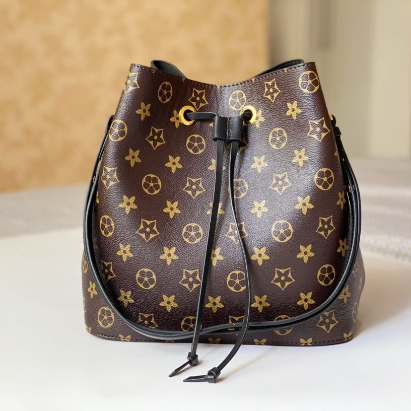 Hot designers Sale Vintage Bucket bag flowers Handbag wallet Women bags Handbags purses genuine leather Crossbody Shoulder bag, Red
Hot designers Sale Vintage Bucket bag flowers Handbag wallet Women bags Handbags purses genuine leather Crossbody Shoulder bag, Red
