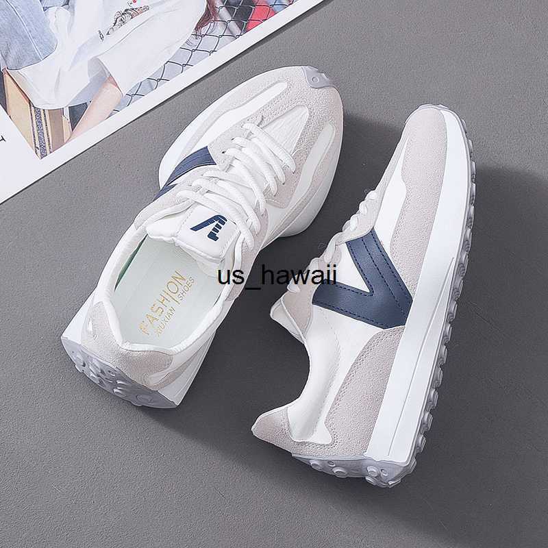 Dress Shoes Women New Breathable Sneakers High-end Sport Sneaker Fashion Girl Luxury Brand Flats Lace Up Balance 574 Shoes Light Comfortable T230208, Sky blue
Dress Shoes Women New Breathable Sneakers High-end Sport Sneaker Fashion Girl Luxury Brand Flats Lace Up Balance 574 Shoes Light Comfortable T230208, Sky blue