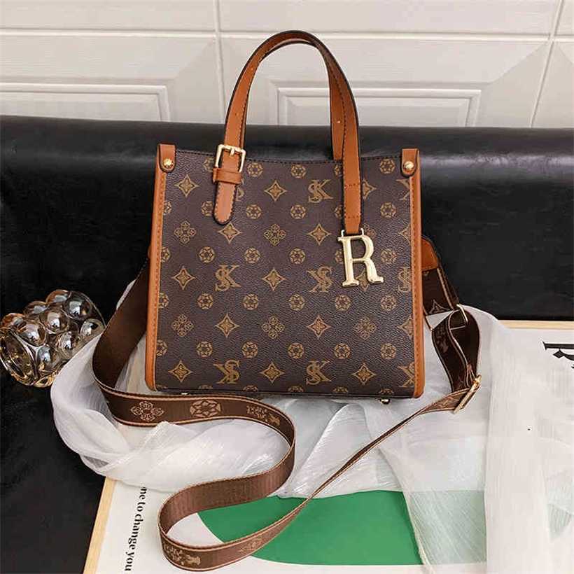 20% OFF Handbag High quality 2023 new bag women's trend printing handbag Shoulder Messenger, F brown
20% OFF Handbag High quality 2023 new bag women's trend printing handbag Shoulder Messenger, F brown