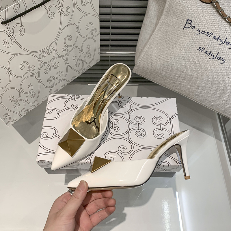 Designer High Heeled Sandals Luxury Fashion Stiletto heels Fashion Women Shoe Heels Metal decoration 4 Colors Lady Thick Heel Woman Shoes Plus Size 35-42/Heel 8cm, Apricot
Designer High Heeled Sandals Luxury Fashion Stiletto heels Fashion Women Shoe Heels Metal decoration 4 Colors Lady Thick Heel Woman Shoes Plus Size 35-42/Heel 8cm, Apricot