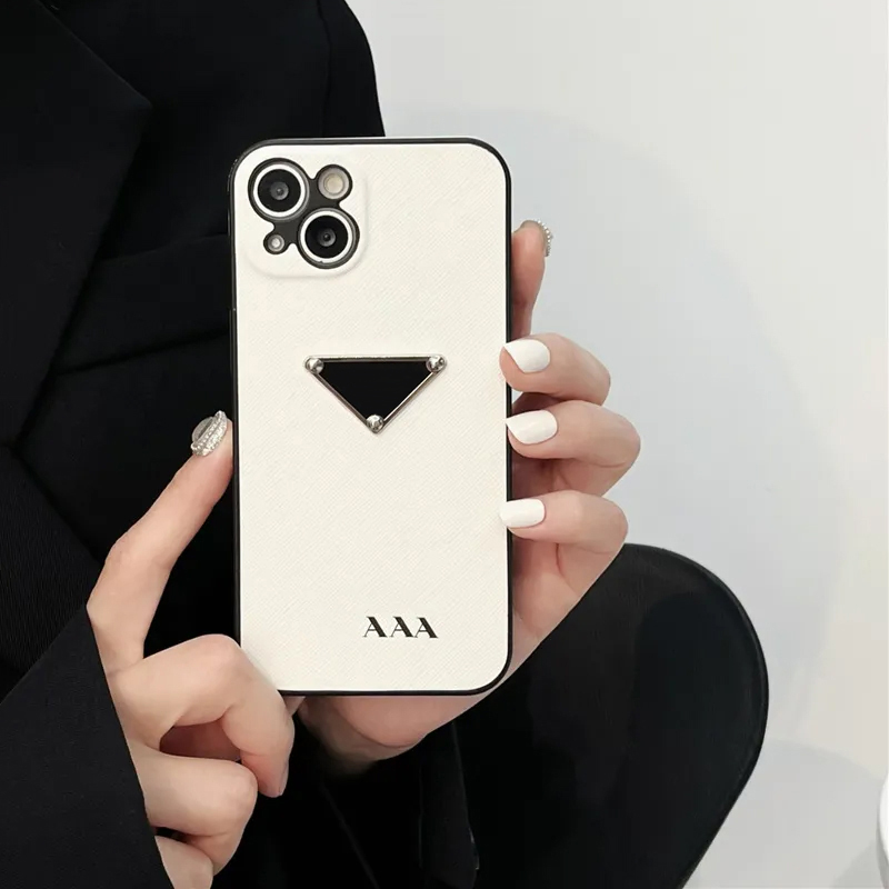 Designers phone case fashion iphone 14 pro max luxury leather phone case for XS/13/12 cases good, Black
Designers phone case fashion iphone 14 pro max luxury leather phone case for XS/13/12 cases good, Black