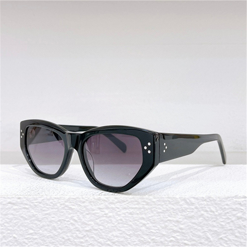 Ladies Sunglasses For Men Women Summer 40219 Style Anti-Ultraviolet Retro Plate Full Frame Random Box
Ladies Sunglasses For Men Women Summer 40219 Style Anti-Ultraviolet Retro Plate Full Frame Random Box