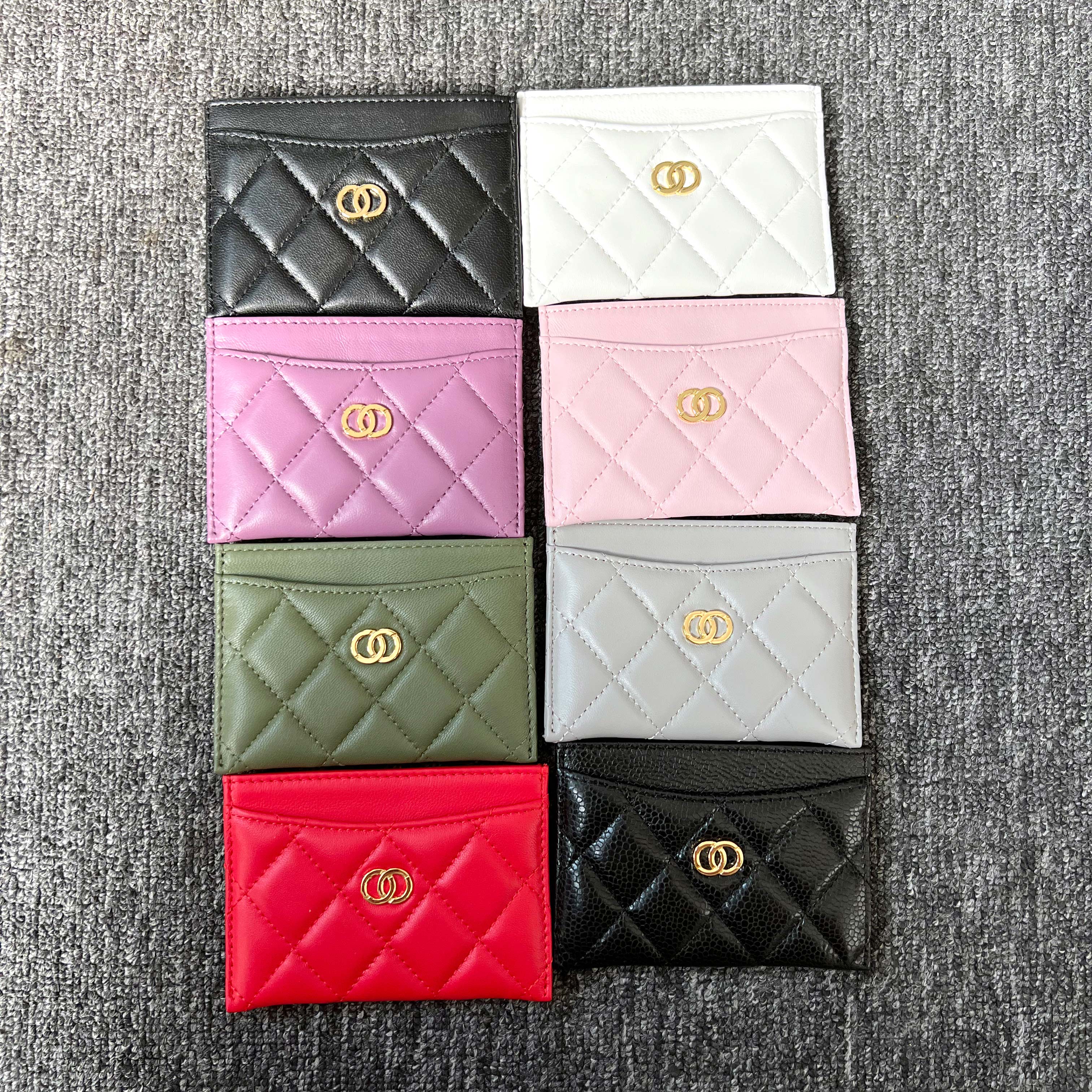 luxury Designer wallets lambskin coin purses Womens caviar card holder original classic men wallet cardholder four card Genuine Leather slots Short Square Mini, White
luxury Designer wallets lambskin coin purses Womens caviar card holder original classic men wallet cardholder four card Genuine Leather slots Short Square Mini, White