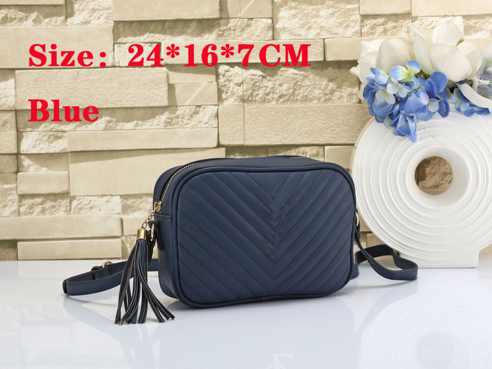 Totes LOU LOU Chains Original High Quality bag Designer Luxury Handbags Classic Flip Bag Brand Tote Genuine Shoulder Bags, 30
Totes LOU LOU Chains Original High Quality bag Designer Luxury Handbags Classic Flip Bag Brand Tote Genuine Shoulder Bags, 30
