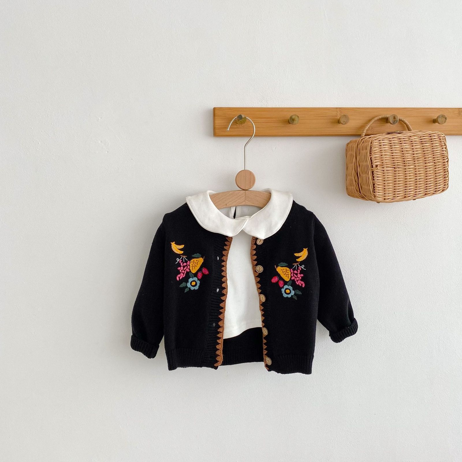 Pullover spring and autumn baby cardigan Baby Flower embroidered coats cotton yarn knitted coat 230209