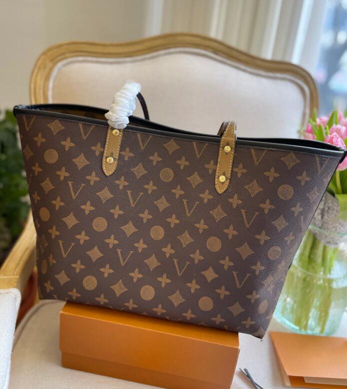2023 Wallet Handbag Women Handbags Bags Bag Shoulder Chain Messenger Shoulders Croissant Bags Clutch Purse Old Flower Canvas Designers tote Fashion Christmas, Brown flowers+red
2023 Wallet Handbag Women Handbags Bags Bag Shoulder Chain Messenger Shoulders Croissant Bags Clutch Purse Old Flower Canvas Designers tote Fashion Christmas, Brown flowers+red