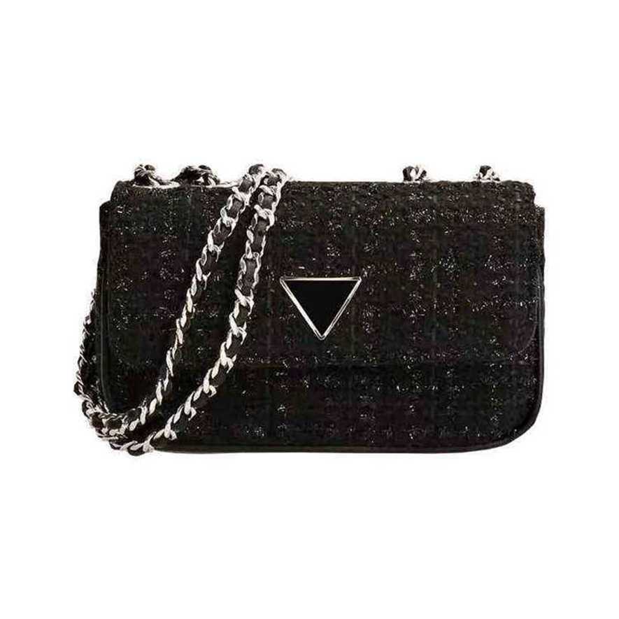 28% OFF Handbag High quality 2023 new bag Guangzhou women's Korean version exquisite nylon woven fabric chain flip messenger, Red6
28% OFF Handbag High quality 2023 new bag Guangzhou women's Korean version exquisite nylon woven fabric chain flip messenger, Red6