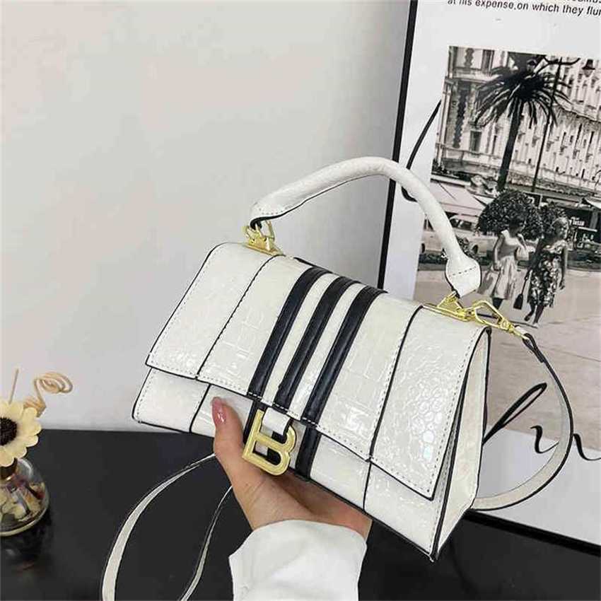 22% OFF Handbag High quality 2023 new bag Women's Hot hourglass Stone pattern flavor texture hand, Black12
22% OFF Handbag High quality 2023 new bag Women's Hot hourglass Stone pattern flavor texture hand, Black12