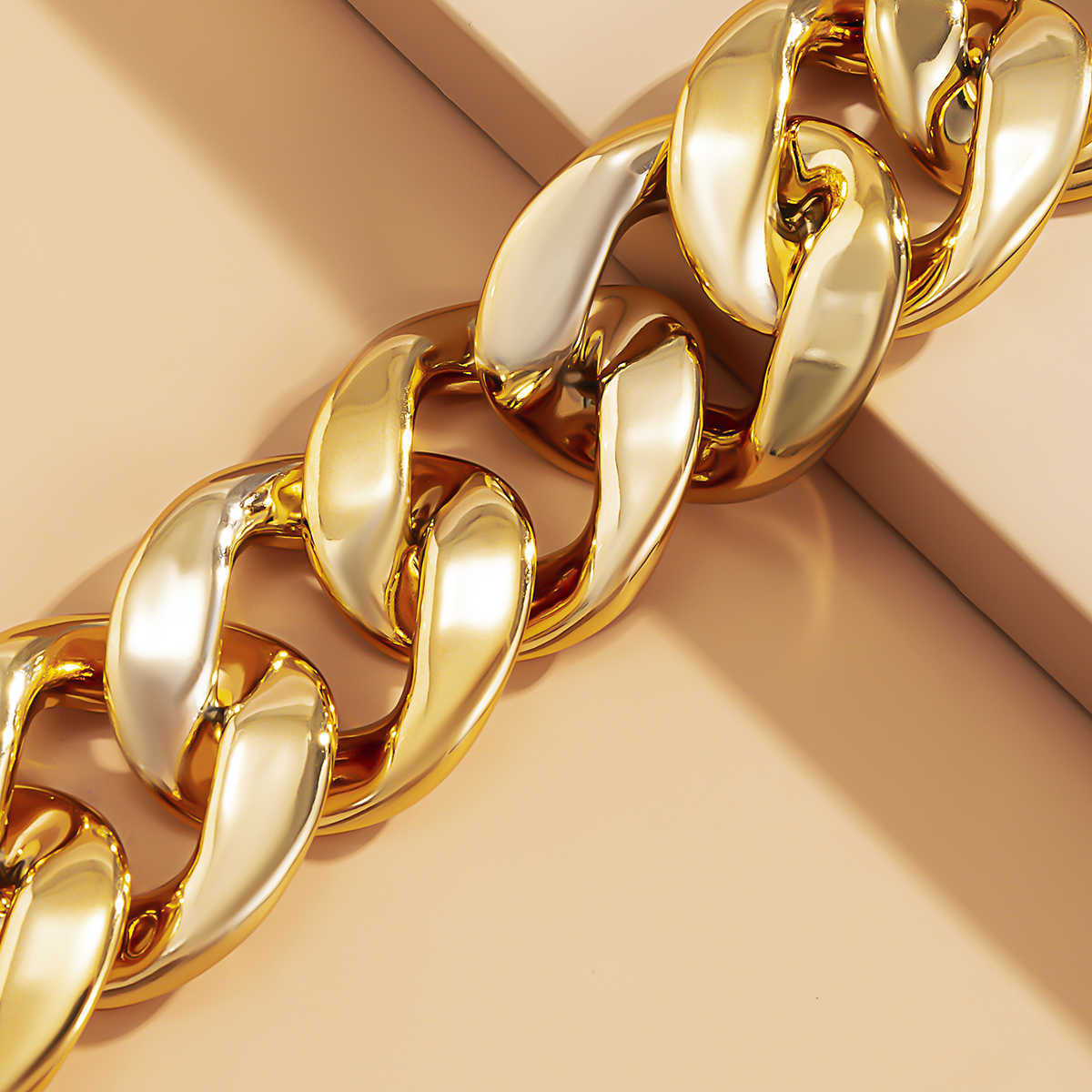 Link Chain SHIXIN Hip Hop Exaggerated Thick Link Chains Bracelet for Women CCB Material Big Wide Bracelets Fashion 2021 Hand Chains Jewelry G230208