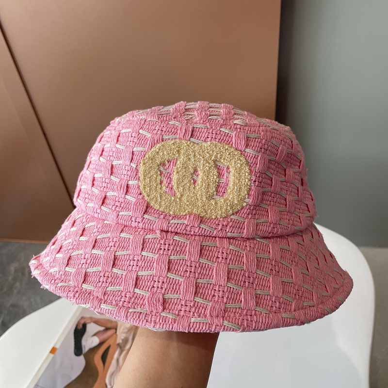 Fashion Knitted Bucket Hat For Woman Designers Mens Sun Fisher Hats Womens Luxury Beach Hat Bonnets Beanies Straw Hat Casquette 2302084BF, Brown
Fashion Knitted Bucket Hat For Woman Designers Mens Sun Fisher Hats Womens Luxury Beach Hat Bonnets Beanies Straw Hat Casquette 2302084BF, Brown