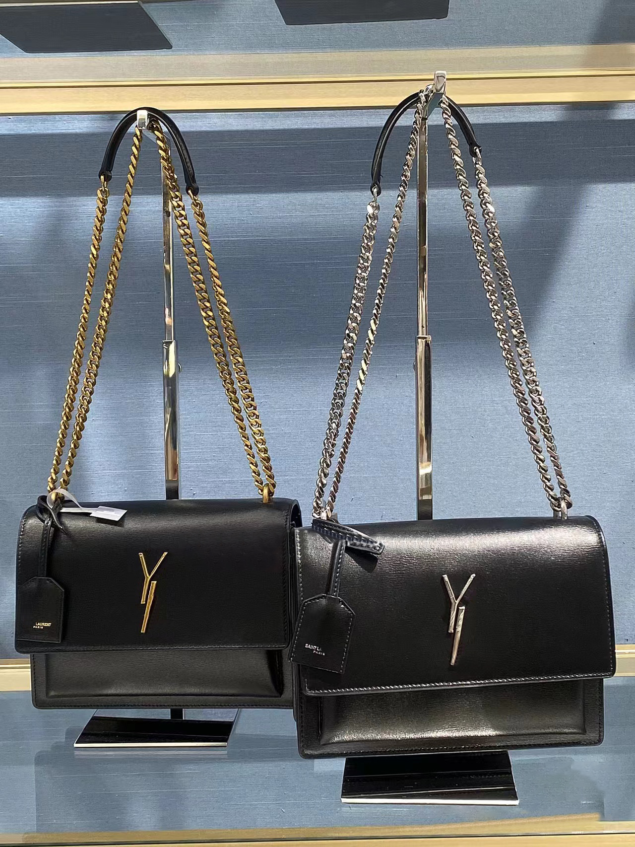 fashion Genuine Leather WOC sunset tote bag Clutch men wallets key ring womens flap shoulder smooth luxurys Designer crossbody bags Metal logo envelope chain travel, Khaki gold
fashion Genuine Leather WOC sunset tote bag Clutch men wallets key ring womens flap shoulder smooth luxurys Designer crossbody bags Metal logo envelope chain travel, Khaki gold