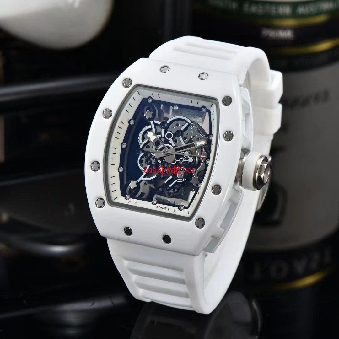 2023 mens watch 3 needle fashion brand sports leisure quartz watch womens waterproof silicone watch
2023 mens watch 3 needle fashion brand sports leisure quartz watch womens waterproof silicone watch