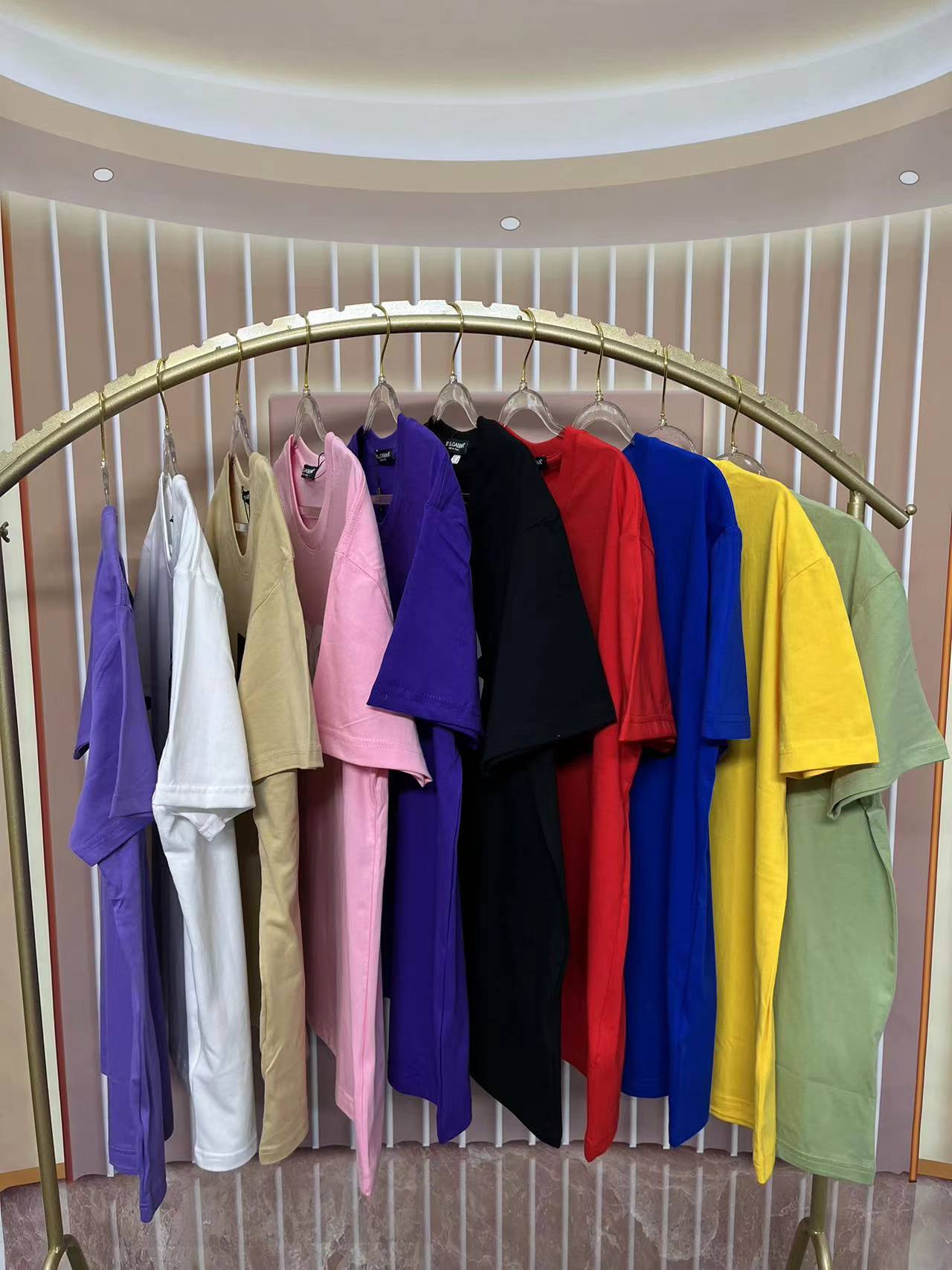 2022 SummerWomen's Plus Size T Shirt Casual Man Womens Tees With Letters Print Short Sleeves Top Sell Luxury Men Hip Hop clothes 10 colors Asian size L-4XL, Purple
2022 SummerWomen's Plus Size T Shirt Casual Man Womens Tees With Letters Print Short Sleeves Top Sell Luxury Men Hip Hop clothes 10 colors Asian size L-4XL, Purple