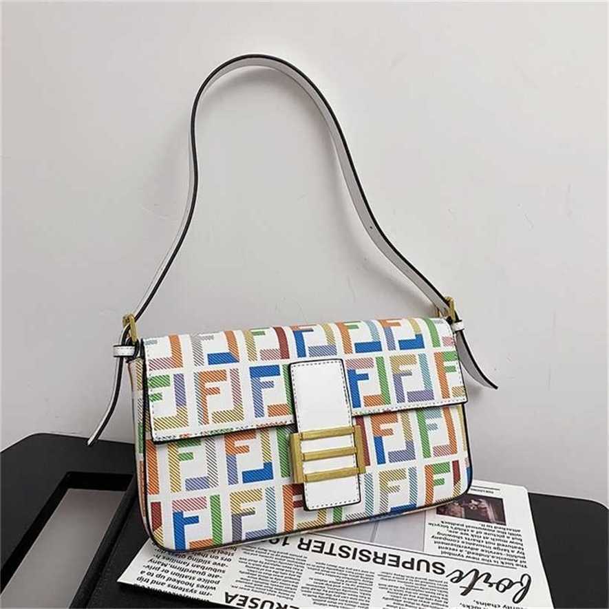 28% OFF Handbag High quality 2023 new bag club retro underarm red chain messenger women's color printing, White fl
28% OFF Handbag High quality 2023 new bag club retro underarm red chain messenger women's color printing, White fl