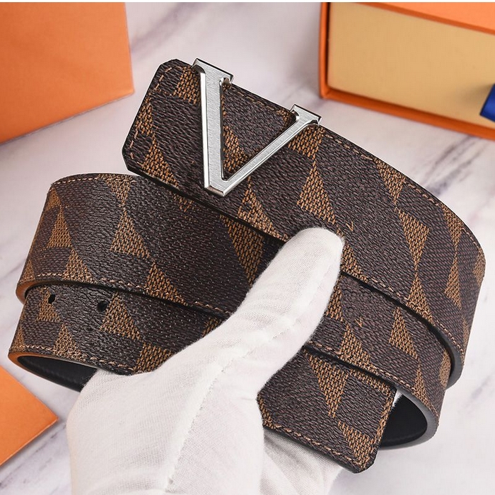 Designer Belt Fashion Pattern Luxury Plaid Presbyopia Striped Leather Belt for men and Women 3.8cm
Designer Belt Fashion Pattern Luxury Plaid Presbyopia Striped Leather Belt for men and Women 3.8cm