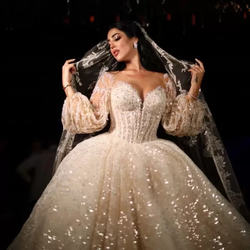 Stunning Princess A E Wedding Gowns For Arabic Women Sheer Long Sleeves Lace Applique Exposed Boning Dubai Bridal Dresses Robe De Marriage 0228Lz