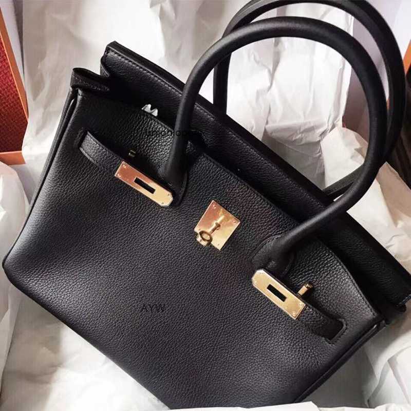 Designers Handbags Birkin Designer Bags Commuting Temperament Handbag h Family Brides One Shoulder Messenger Bag Women's Lock Large Capacity Ayw, Black small 25cm
Designers Handbags Birkin Designer Bags Commuting Temperament Handbag h Family Brides One Shoulder Messenger Bag Women's Lock Large Capacity Ayw, Black small 25cm