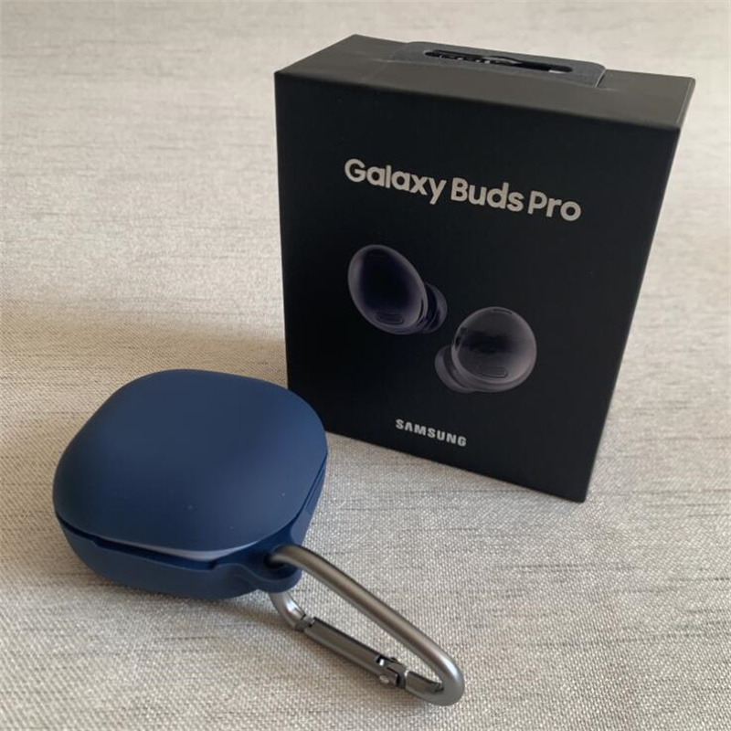 Case For Samsung Galaxy Buds 2 Buds Pro Headphones Genuine SM-R177 R190 510 Accessories Solid Silicone Cute Protective Earphone Cover Wireless Charging
Case For Samsung Galaxy Buds 2 Buds Pro Headphones Genuine SM-R177 R190 510 Accessories Solid Silicone Cute Protective Earphone Cover Wireless Charging