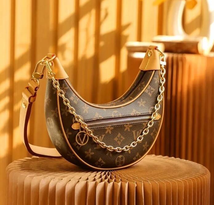 luxury Shoulder Bag designers Handbags Purses Bag Brown flower Women Tote Brand Letter Leather Shoulder Bags crossbody bag Brown plaid 7, This is not for sale.
luxury Shoulder Bag designers Handbags Purses Bag Brown flower Women Tote Brand Letter Leather Shoulder Bags crossbody bag Brown plaid 7, This is not for sale.