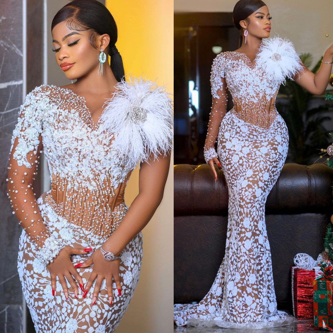 2023 Arabic Aso Ebi Lace Beaded Wedding Dress Feather Sheer Neck Pearls Illusion Bridal Gowns Dresses ZJ707