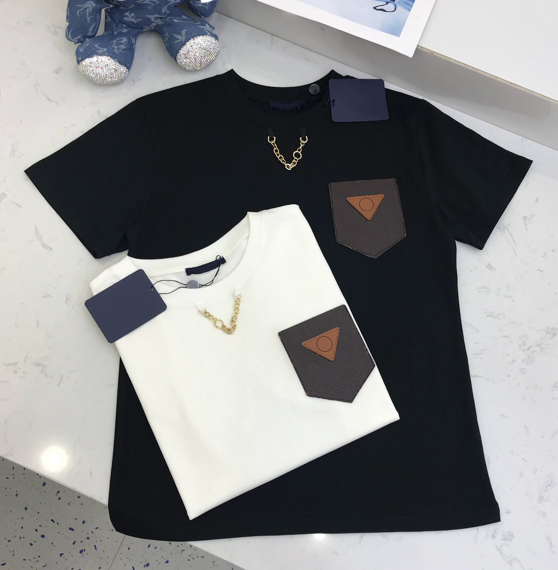 Women's T-Shirt Designer T shirt short sleeved fashion classic letter-printed sweatshirt Crew neck breathable top Mens Tshirt Size S, Black1
Women's T-Shirt Designer T shirt short sleeved fashion classic letter-printed sweatshirt Crew neck breathable top Mens Tshirt Size S, Black1