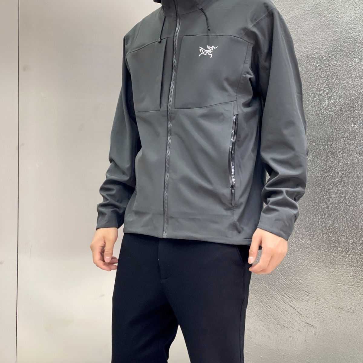 Arc'terys Waterproof Jackets Windproof 2023 Spring Autumn Elastic Outdoor Men's Breathable Women's Wear-resistant Hood Soft Shell CL4R, Black
Arc'terys Waterproof Jackets Windproof 2023 Spring Autumn Elastic Outdoor Men's Breathable Women's Wear-resistant Hood Soft Shell CL4R, Black