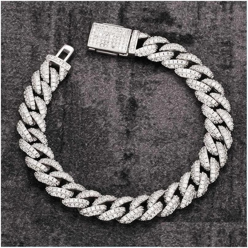 Pendant Necklaces 18 Inch 10Mm 925 Sterling Sier Setting Iced Out Moissanite Diamond Hip Hop Cuban Link Chain Miam Dhgarden Drop Del Dhiau
Pendant Necklaces 18 Inch 10Mm 925 Sterling Sier Setting Iced Out Moissanite Diamond Hip Hop Cuban Link Chain Miam Dhgarden Drop Del Dhiau