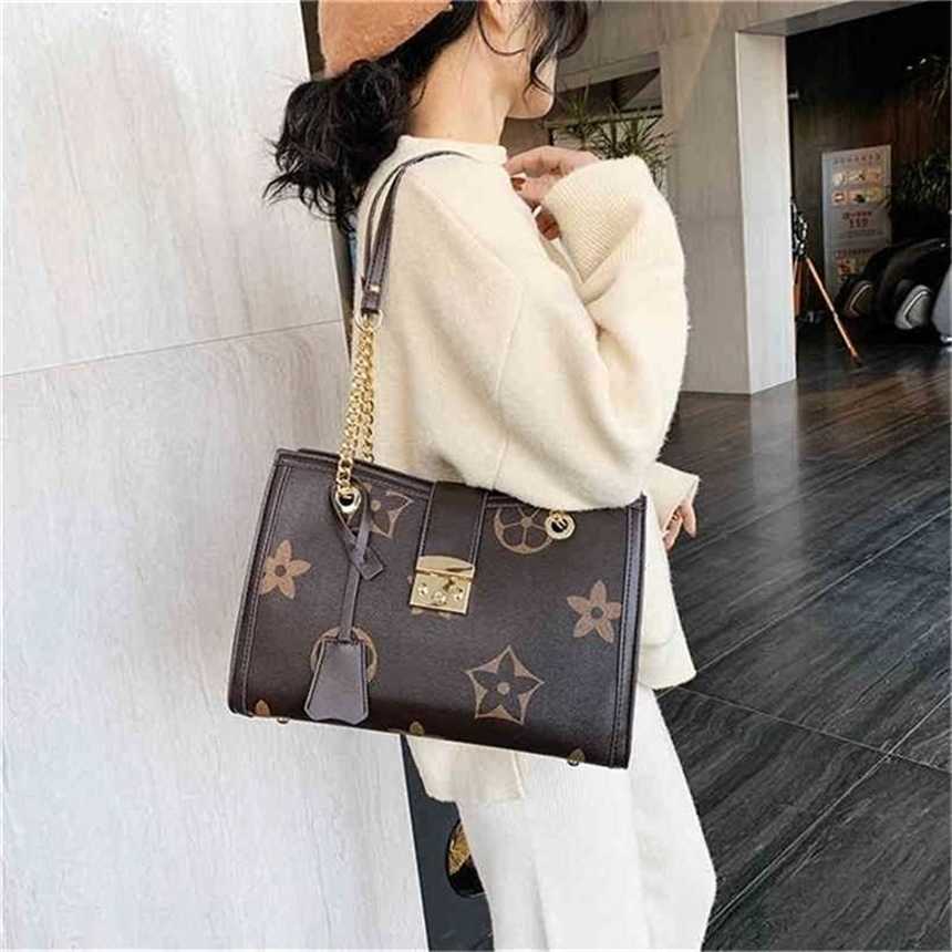 24% OFF Handbag High quality 2023 new bag Trend Texture Backpack Style Hand crossbody, Gd fabric
24% OFF Handbag High quality 2023 new bag Trend Texture Backpack Style Hand crossbody, Gd fabric