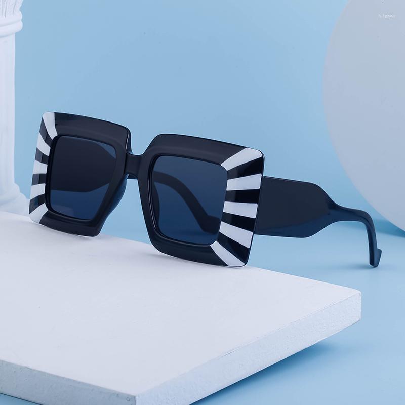 Sunglasses Big Frame Women's Fashion Stripe Square Glasses Ladies Eyeglasses Outdoor Sunshade For Men 2023 Trend Oversized
Sunglasses Big Frame Women's Fashion Stripe Square Glasses Ladies Eyeglasses Outdoor Sunshade For Men 2023 Trend Oversized