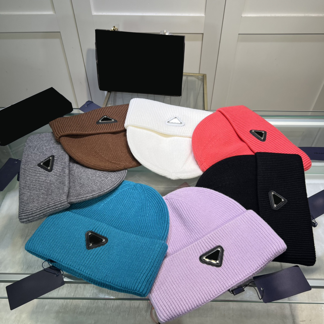 Fashin casquette designer beanie luxury mens beanies hat sport cotton knitted hats skull caps fitted classic triangle letter printed wool beanies casual outdoor, As show
Fashin casquette designer beanie luxury mens beanies hat sport cotton knitted hats skull caps fitted classic triangle letter printed wool beanies casual outdoor, As show