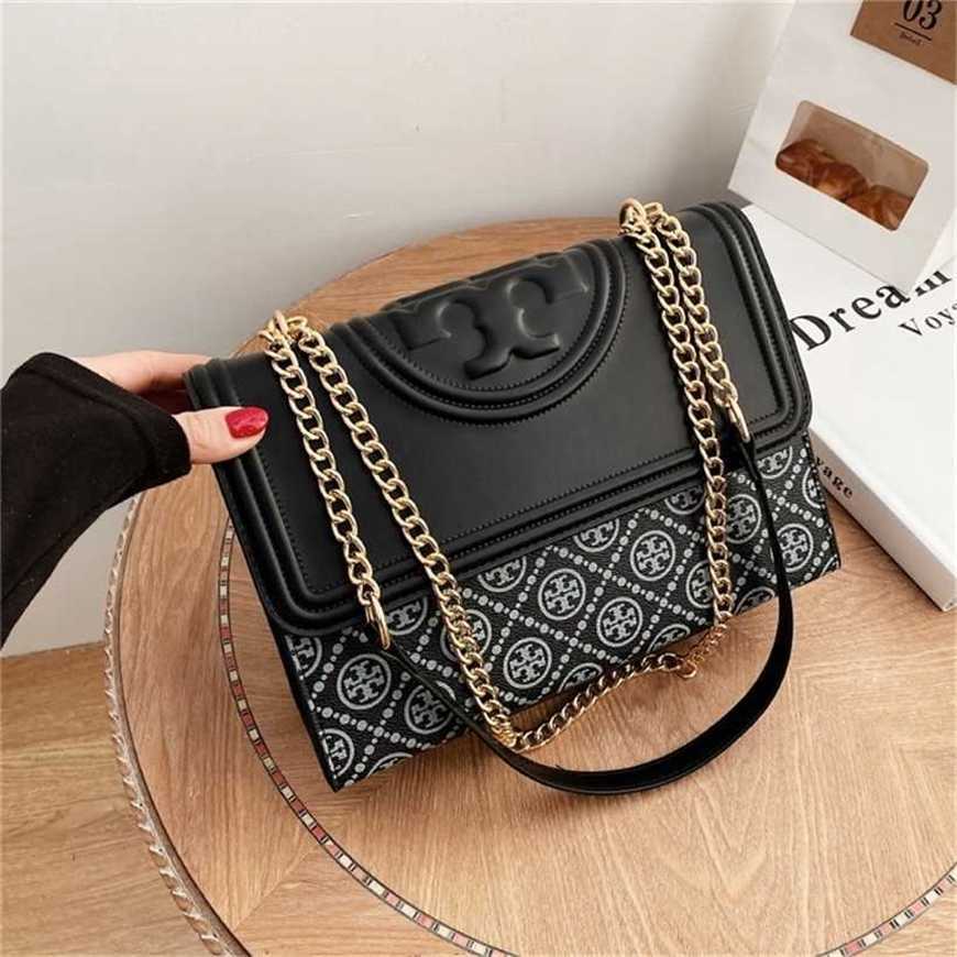 26% OFF Handbag High quality 2023 new bag French minority female chain small square simple texture Shoulder Messenger, White10
26% OFF Handbag High quality 2023 new bag French minority female chain small square simple texture Shoulder Messenger, White10