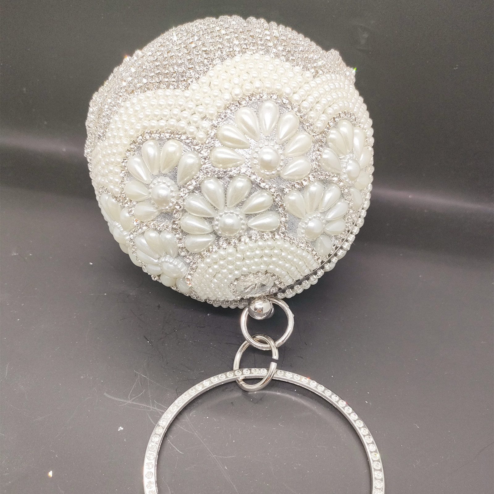 Evening Bags DG PEAFLOW Round Circular Gold Diamond Tassel Bridal Women Party Crystal Clutch Bag Wedding Wristlets Purse 230210